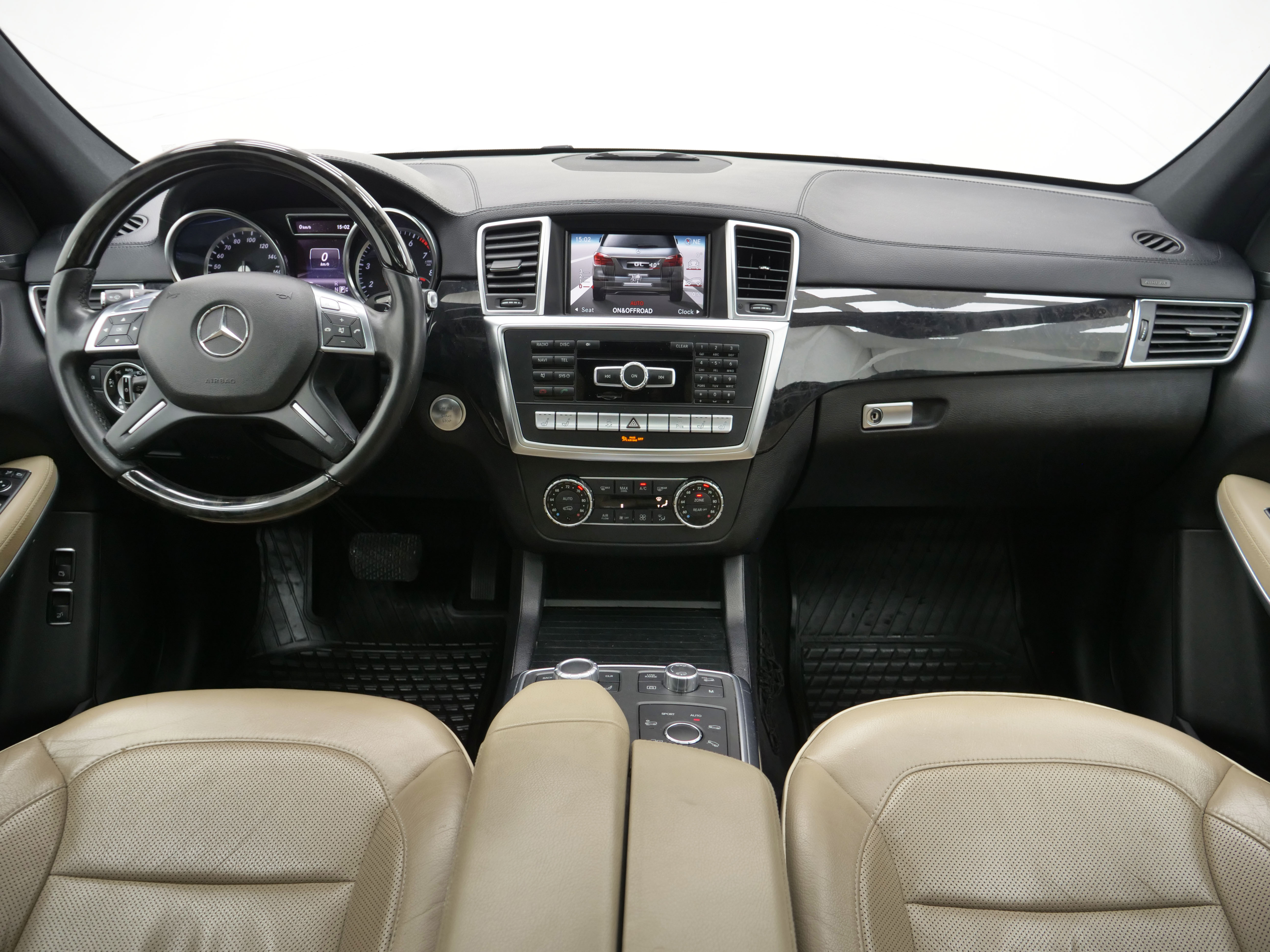 Mercedes-Benz GL 550 V8 4M AMG 7-sits Massage Taklucka 435hk