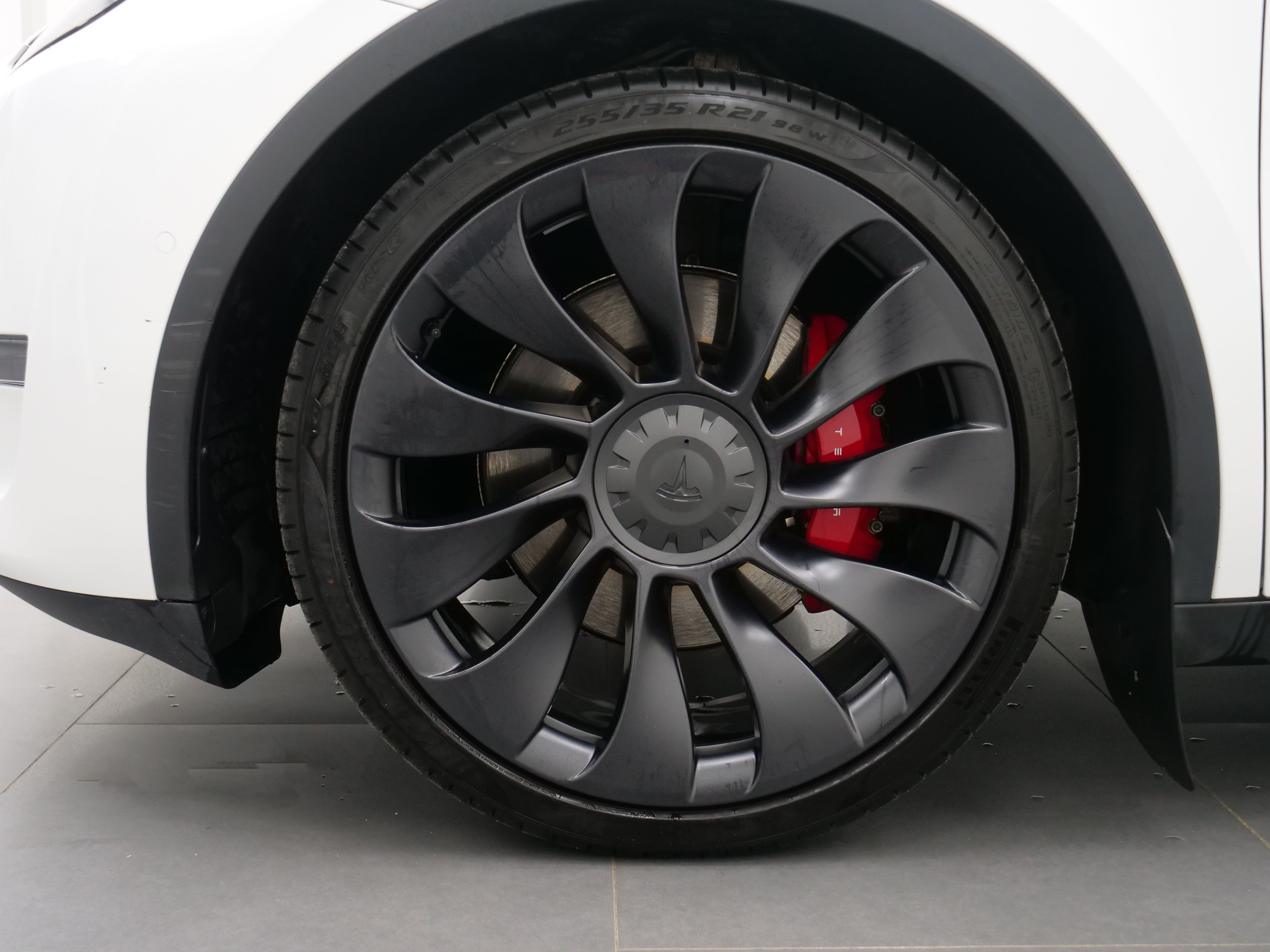 Tesla Model Y Performance AWD Panorama 534hk