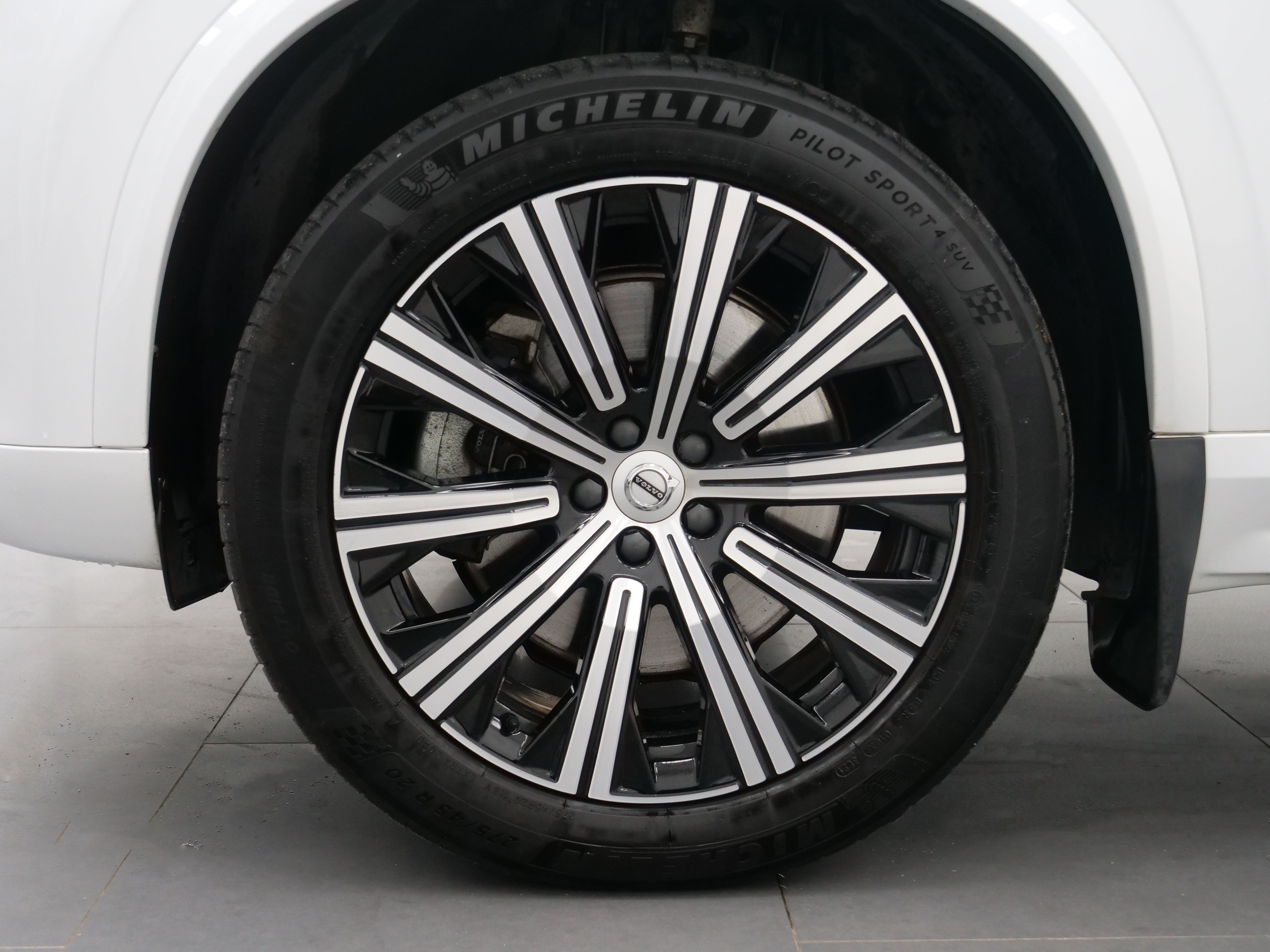 Volvo XC90 Recharge T8 AWD Inscription HuD Pano 7-Sits 392hk