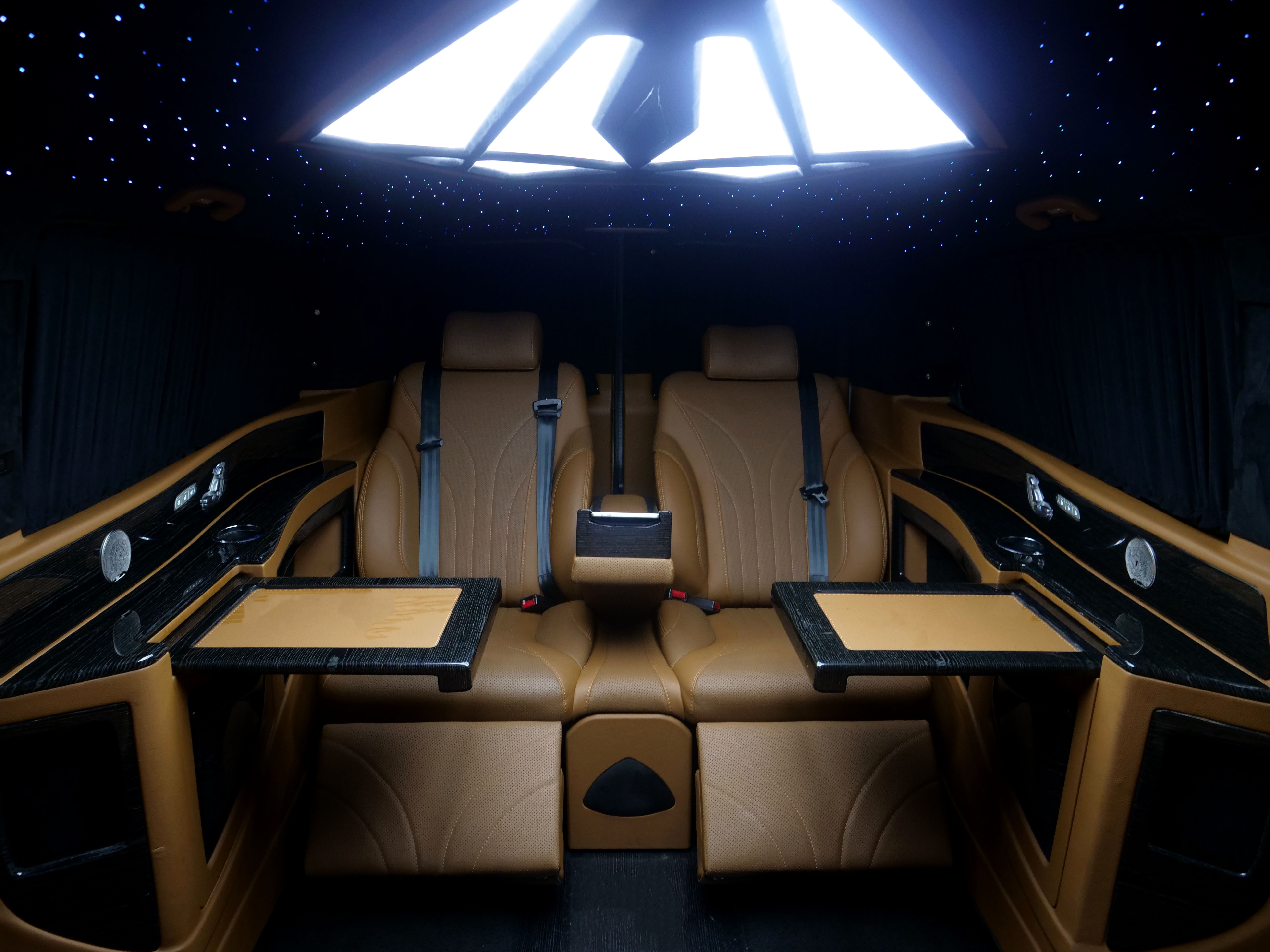 Mercedes-Benz Vito Tourer VIP Se Spec 163hk