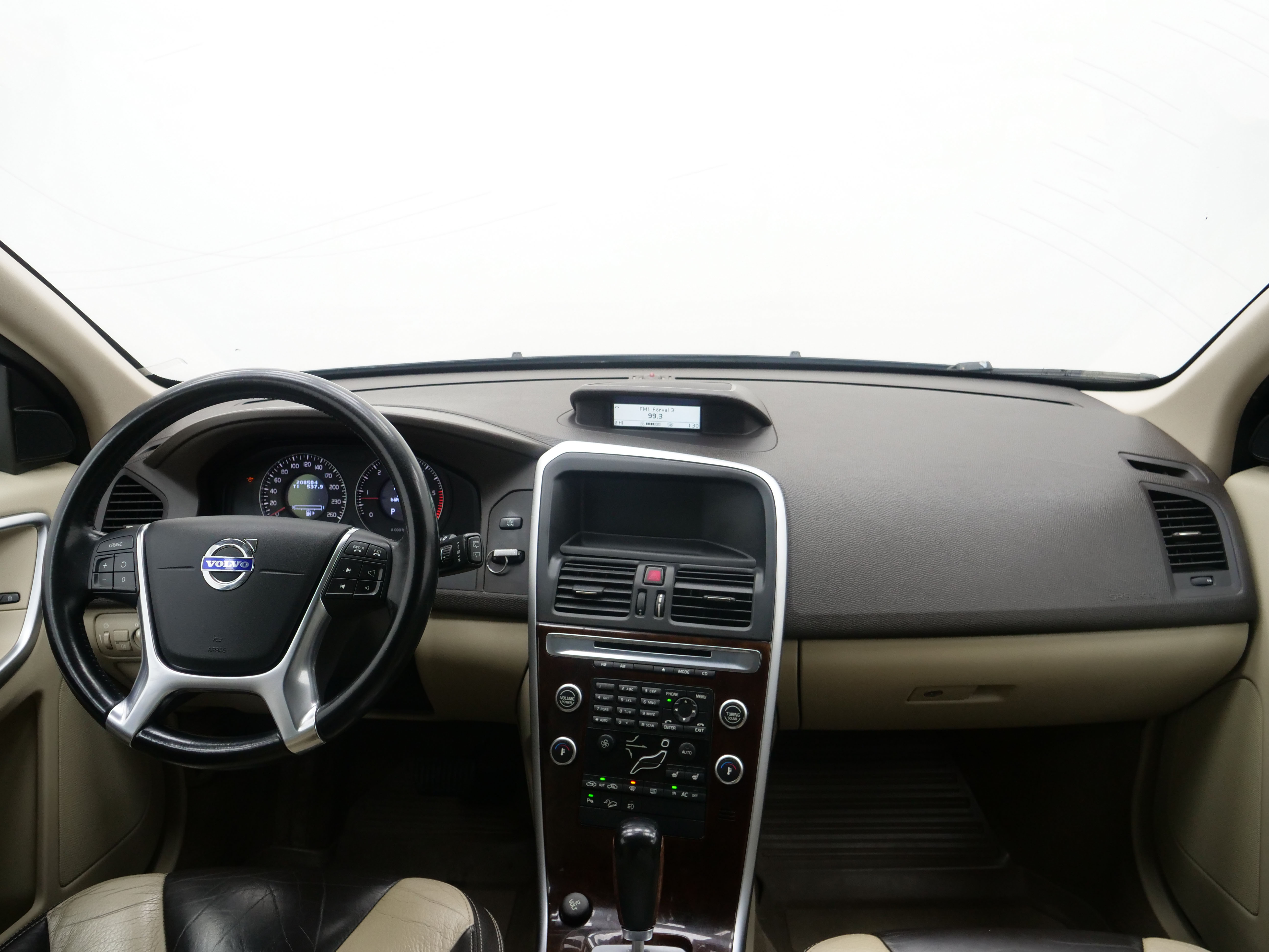 Volvo XC60 D3 AWD Momentum Sensorer Värmare 163hk